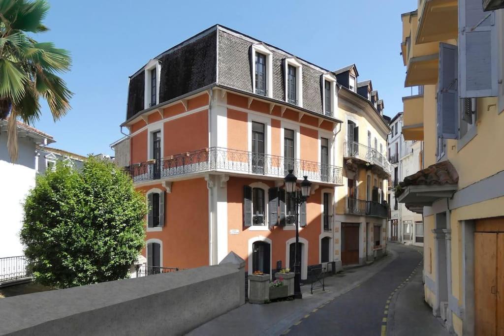 Villa Serenite Appartement Au Centre Ville N 6 لورد المظهر الخارجي الصورة